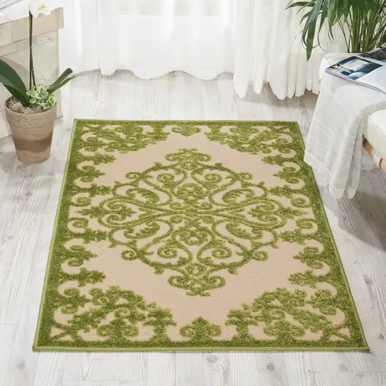 Green Medallion Indoor Outdoor Area Rug Photo 5