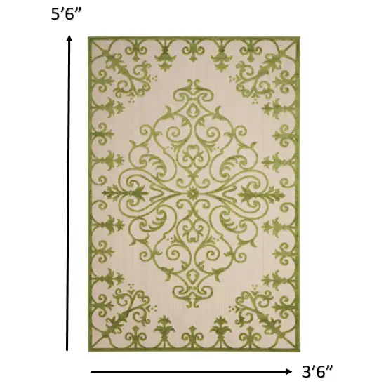 Green Medallion Indoor Outdoor Area Rug Photo 2