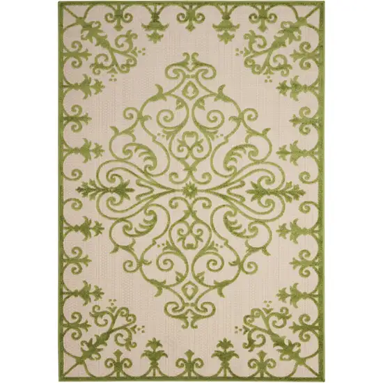 Green Medallion Indoor Outdoor Area Rug Photo 1