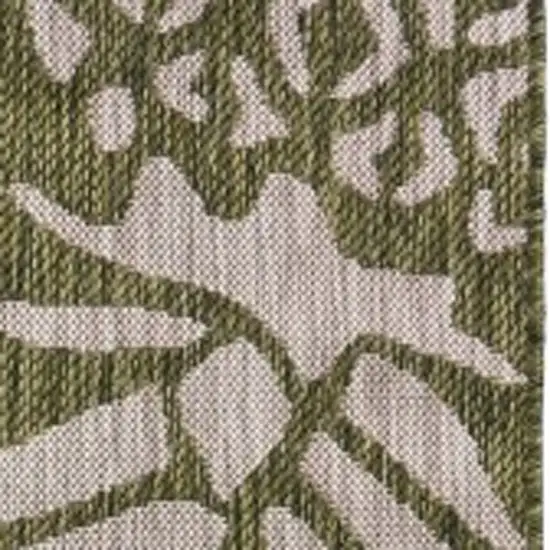 Green Floral Indoor Outdoor Area Rug Photo 2