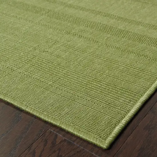 Green Stain Resistant Indoor Outdoor Area Rug Photo 3