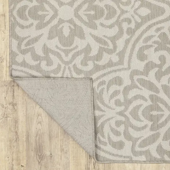 Grey Floral Stain Resistant Indoor Outdoor Area Rug Photo 6