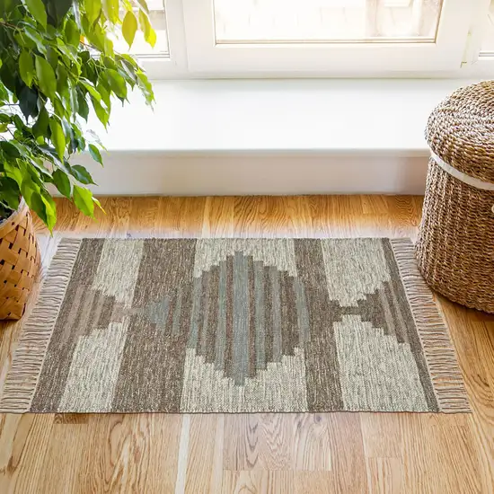 Grey Geometric Flatweave Handmade Stain Resistant Area Rug With Fringe Photo 3