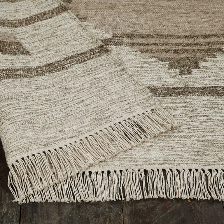 Grey Geometric Flatweave Handmade Stain Resistant Area Rug With Fringe Photo 5