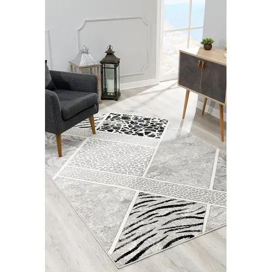 Grey Geometric Power Loom Stain Resistant Area Rug Photo 5