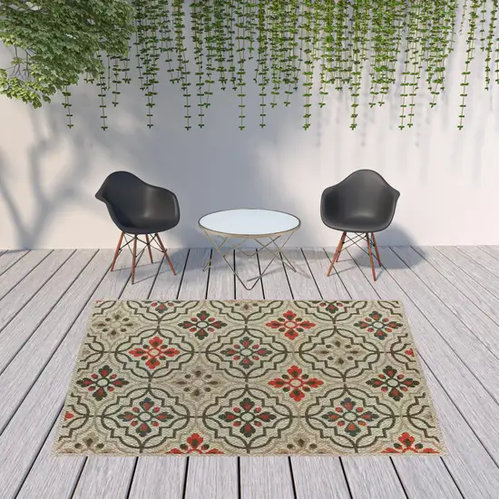 Grey Geometric Stain Resistant Indoor Outdoor Area Rug Photo 2