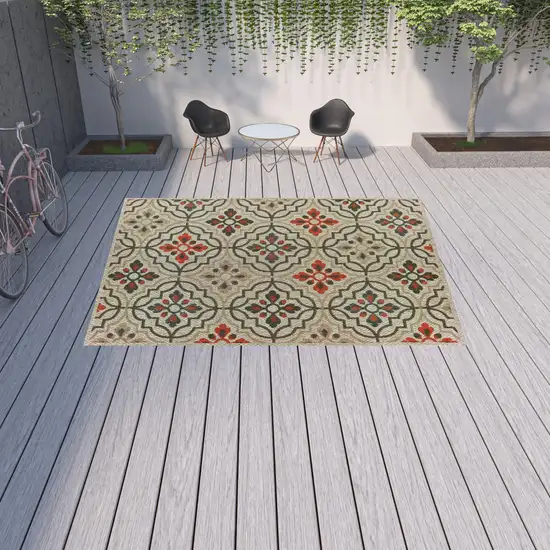 Grey Geometric Stain Resistant Indoor Outdoor Area Rug Photo 2