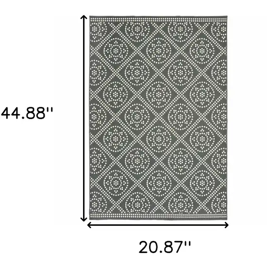 Grey Geometric Stain Resistant Indoor Outdoor Area Rug Photo 5