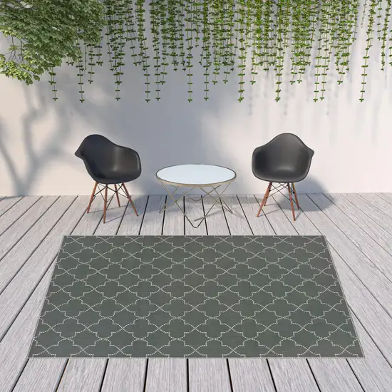 Grey Geometric Stain Resistant Indoor Outdoor Area Rug Photo 2