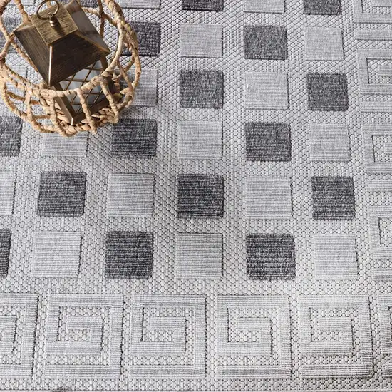 Grey Geometric Stain Resistant Non Skid Indoor Outdoor Area Rug Photo 5