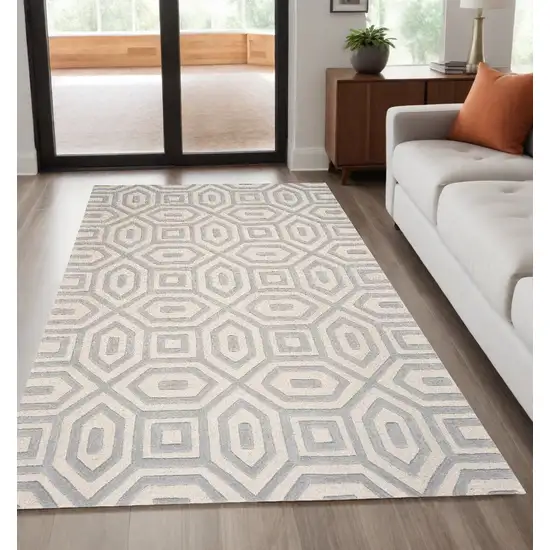 Grey Hand Tufted Geometric Indoor Area Rug Photo 1