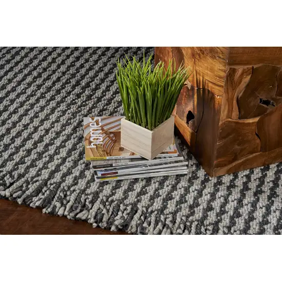 Grey Hand Woven Houndstooth Indoor Area Rug Photo 5