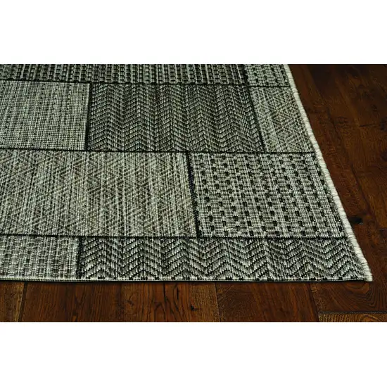 Grey Machine Woven UV Treated Geometric Blocks Indoor Outdoor Accent Rug Photo 3