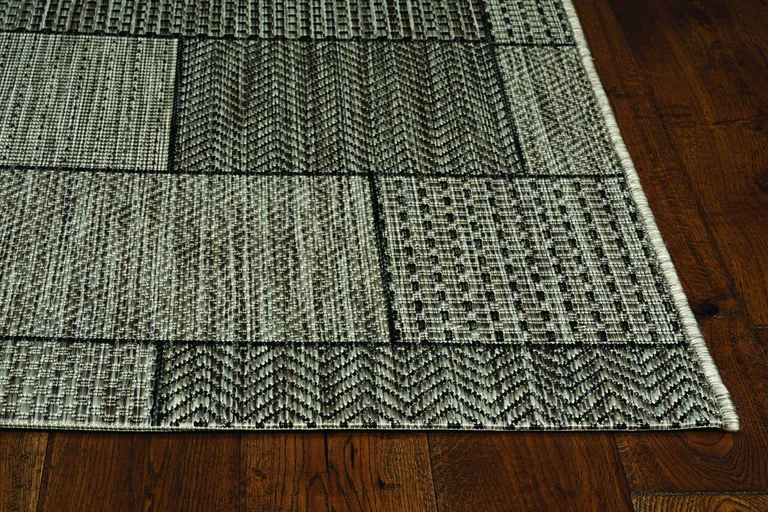 Grey Machine Woven UV Treated Geometric Blocks Indoor Outdoor Accent Rug Photo 3