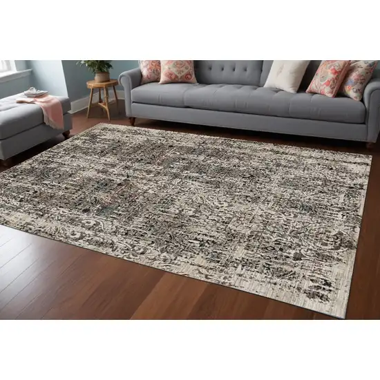 94 X 130 Grey Polyester Rug Photo 1