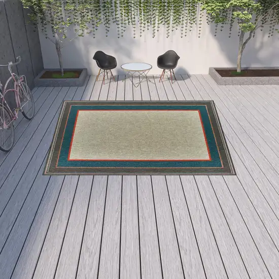 Grey Stain Resistant Indoor Outdoor Area Rug Photo 2