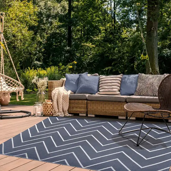 Grey Waves Stain Resistant Indoor Outdoor Area Rug Photo 9