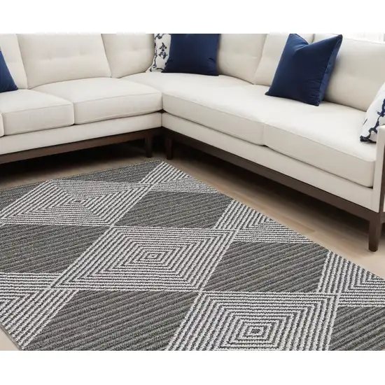 Grey Or Ivory Geometric Diamonds Indoor Area Rug Photo 1