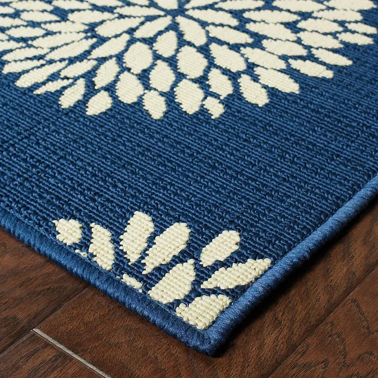 Indigo and Lime Green Floral Indoor Outdoor Area Rug Photo 3