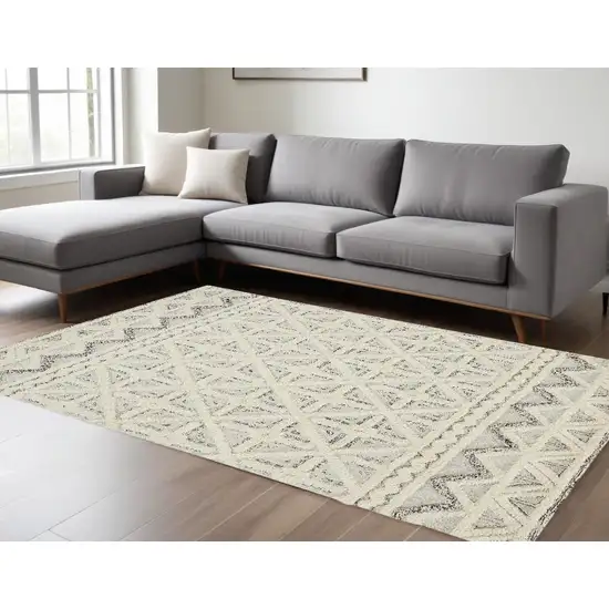 Ivory And Black Wool Geometric Tufted Handmade Stain Resistant Area Rug Photo 1