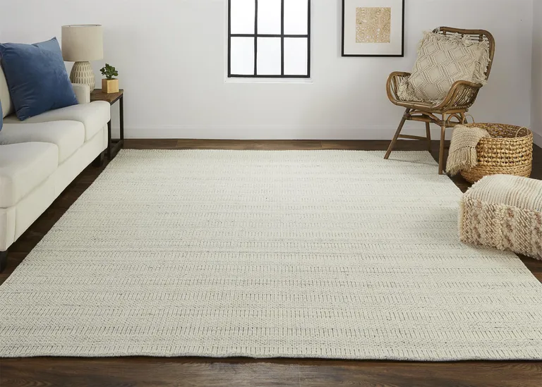 Ivory And Gray Wool Hand Woven Stain Resistant Area Rug Photo 5