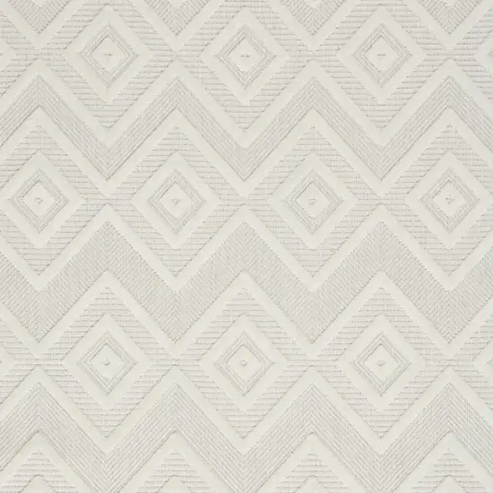 Ivory And White Argyle Indoor Outdoor Area Rug Photo 3