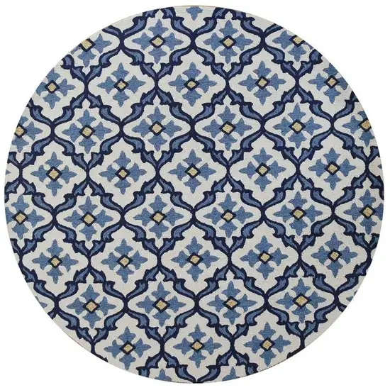 Ivory Blue Hand Hooked UV Treated Coastal Reef Round Indoor Outdoor Area Rug Photo 3