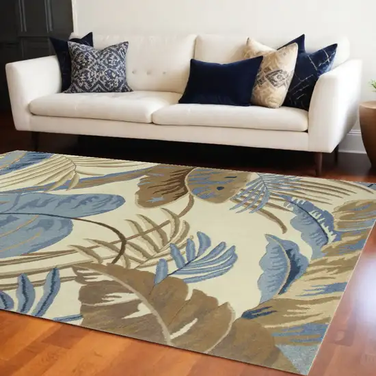 Ivory and Blue Wool Tropical Botanical Hand Tufted Area Rug Photo 2