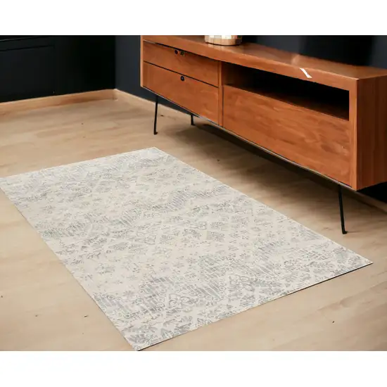 Ivory Abstract Area Rug Photo 1