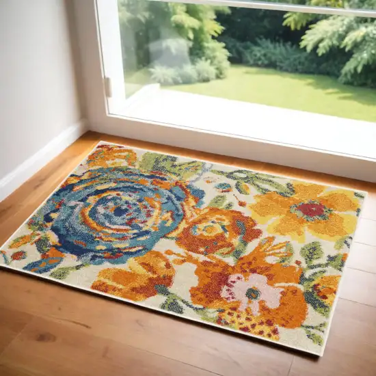 Ivory Floral Power Loom Area Rug Photo 1