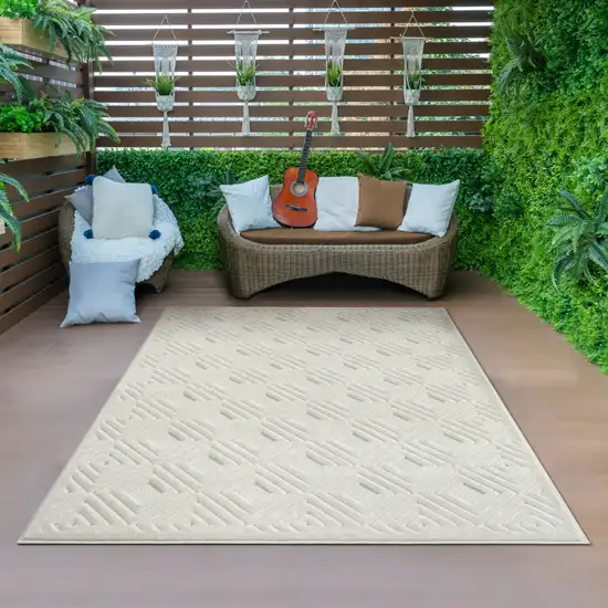 Ivory Geometric Area Rug Photo 9