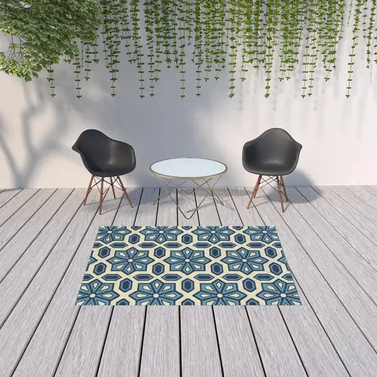 Ivory Geometric Stain Resistant Indoor Outdoor Area Rug Photo 2