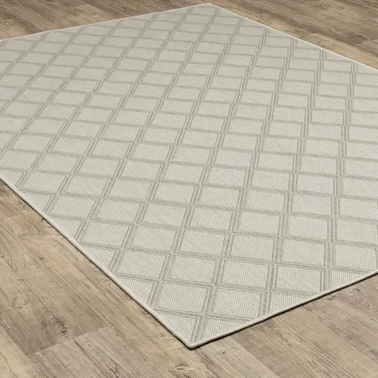 Ivory Geometric Stain Resistant Indoor Outdoor Area Rug Photo 5