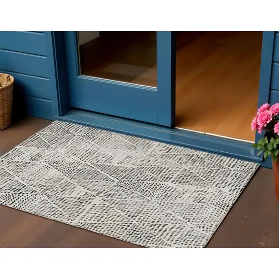 Ivory Geometric Washable Non Skid Indoor Outdoor Area Rug Photo 1