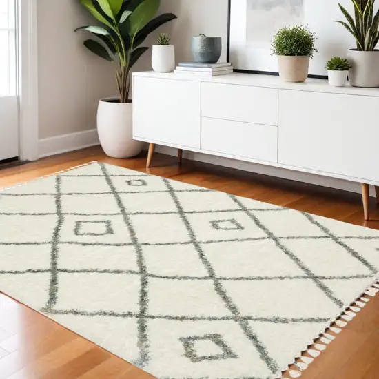 Ivory Gray And Tan Diamond Shag Area Rug With Fringe Photo 1