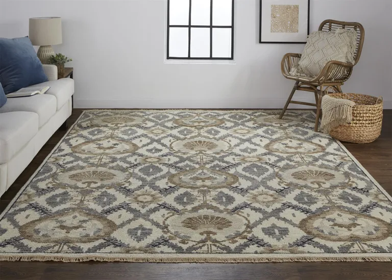 Ivory Gray And Taupe Wool Floral Hand Knotted Stain Resistant Area Rug Photo 2