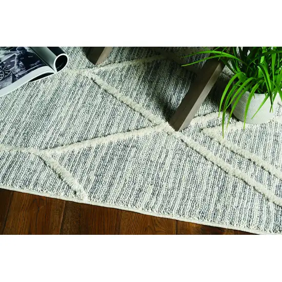 Ivory Grey Diamonds Area Rug with Fringe Photo 4