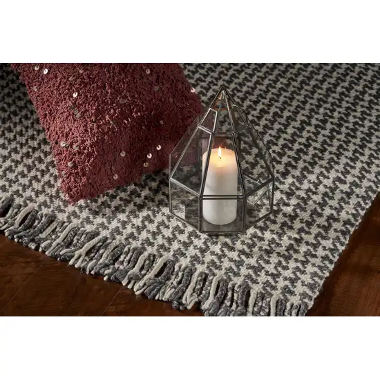 Ivory Grey Hand Woven Houndstooth With Braided Fringe Indoor Area Rug Photo 4