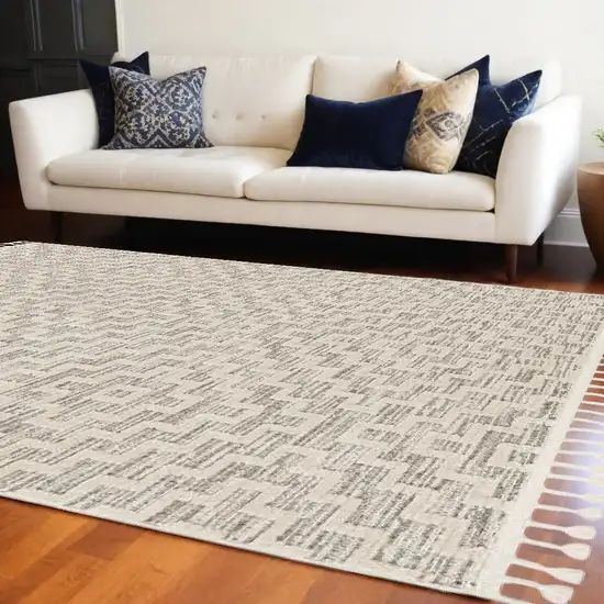 Ivory Grey Machine Woven Diamond Geometric Indoor Area Rug Photo 1