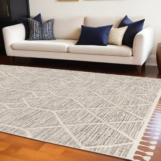 Ivory Grey Machine Woven Geometric Indoor Area Rug Photo 1