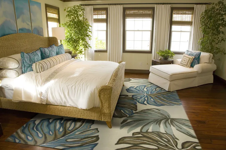 Ivory Hand Tufted Monstera Indoor Area Rug Photo 3