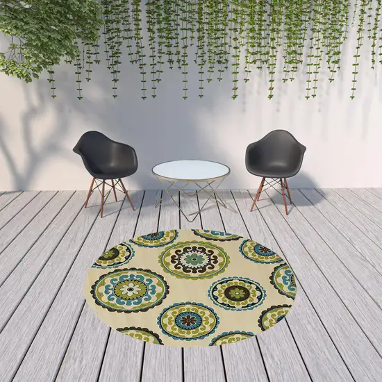 Ivory Indigo and Lime Medallion Disc Indoor Outdoor Area Rug Photo 5