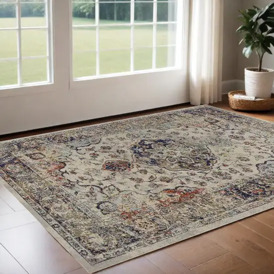 3'X5' Ivory Machine Woven Floral Traditional Indoor Area Rug Photo 1