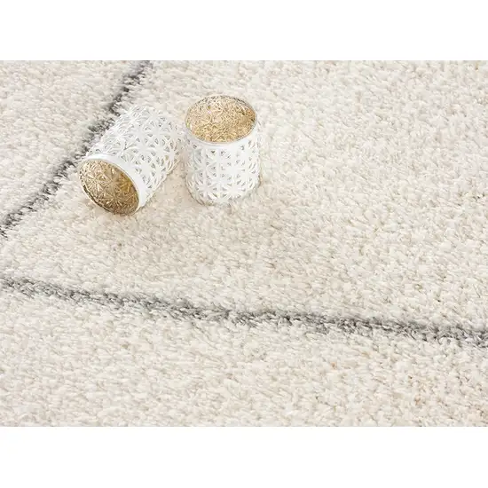 Ivory Modern Uneven Lattice Area Rug Photo 5