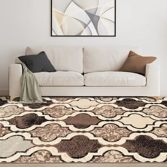 Ivory Quatrefoil Power Loom Distressed Stain Resistant Area Rug Photo 6