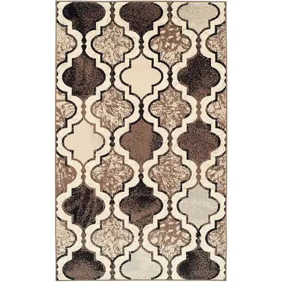 Ivory Quatrefoil Power Loom Distressed Stain Resistant Area Rug Photo 1