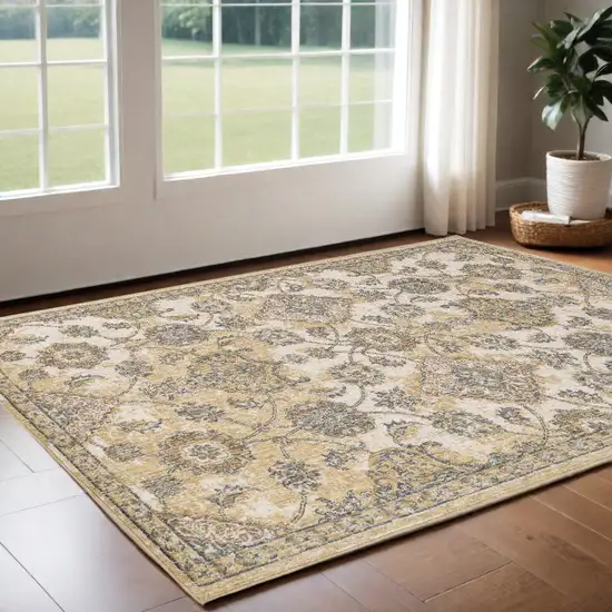 Ivory Sand Vintage Wool Accent Rug Photo 1