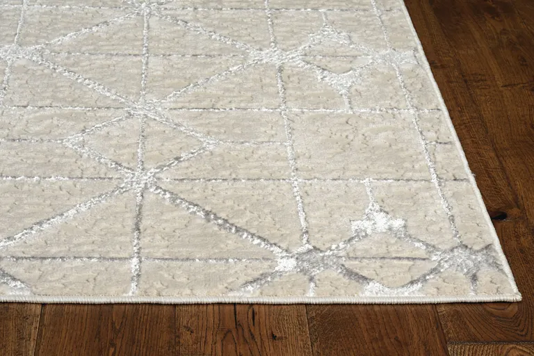 Ivory Silver Machine Woven Geometric Indoor Area Rug Photo 4