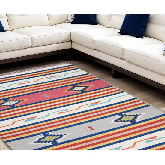 Ivory Southwestern Handmade Area Rug With Fringe Photo 2