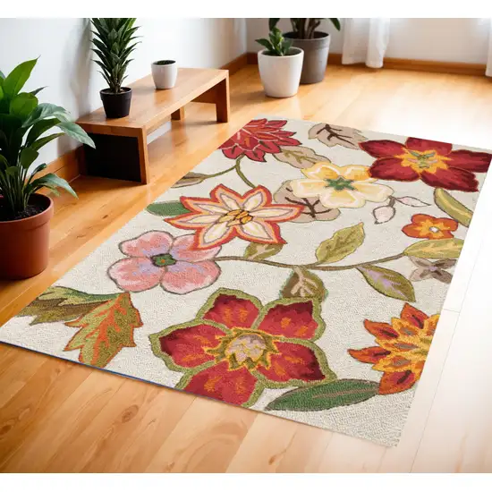 Ivory Tan and Red Floral Area Rug Photo 1